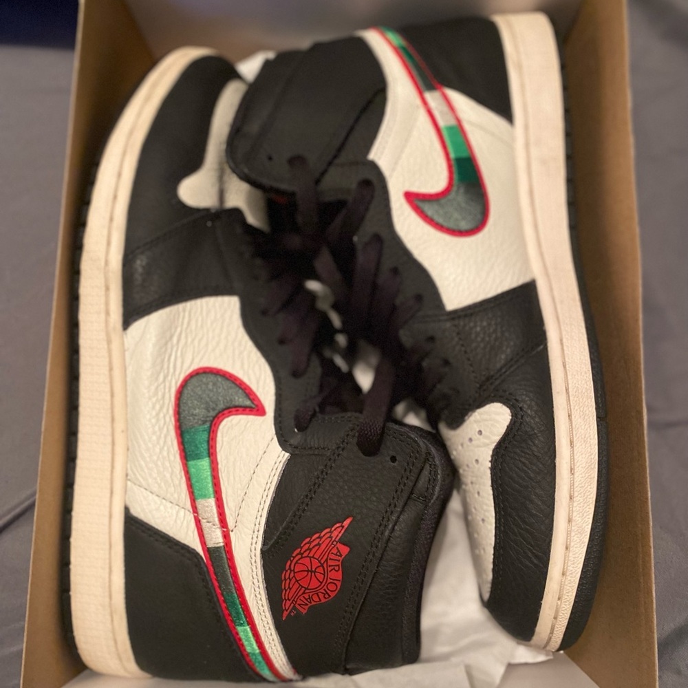 Air Jordan Retro 1
